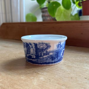 Plato italiano Spode vintage azul para horno y mesa, ancho 8,3 cm, Inglaterra, 2000-2006