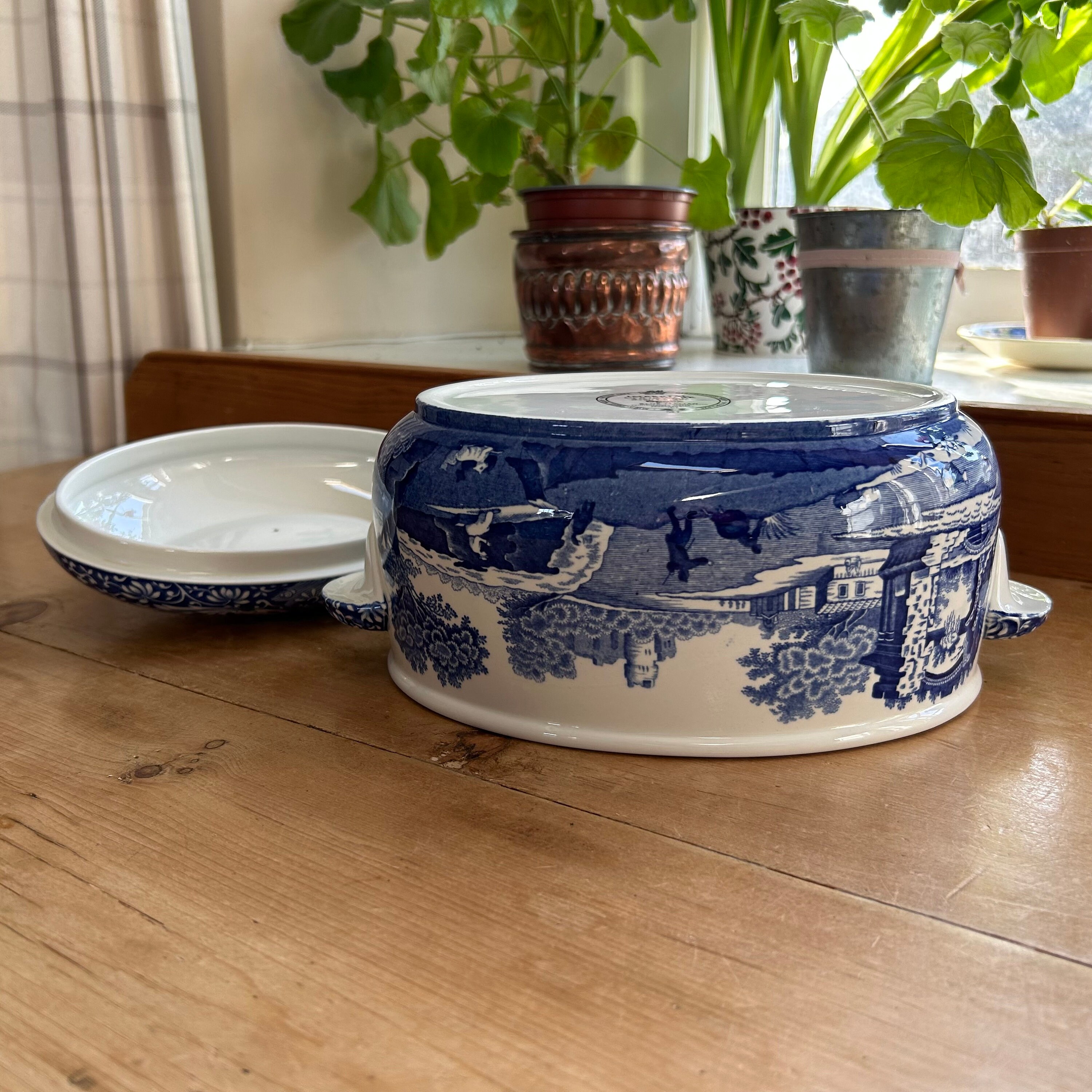 ヴィンテージ スポード ブルーイタリアン オーブン・トゥ・テーブル