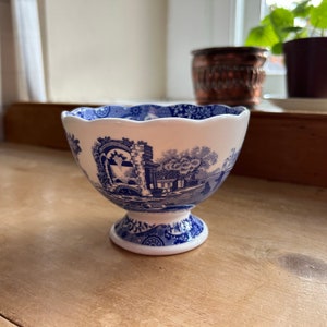 Portmeirion Spode, England after 2009 round footed bowl or bonbon dish with scalloped rim in Blue Italian pattern Width 12.5cm 4.9in
