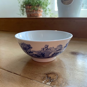 Spode, England vintage 2000-2005 small rice or noodle bowl, or serving dish in Blue Italian pattern Width 11cm 4.3in