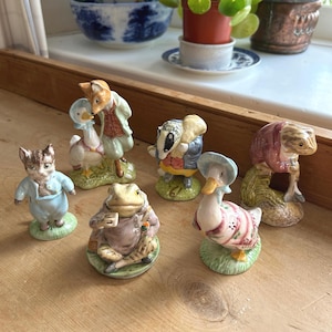 Group Beatrix Potter figures (6), Royal Albert (5), Royal Doulton Studio/Beswick (1), England vintage 1989-1998 hand painted and glazed