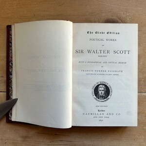 Scott's Poetical Works, pub., MacMillan, London and New York antique 1890 maroon leather with gilt bound hardcover poetry book image 4