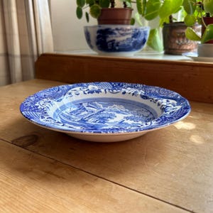 Spode, England vintage 1976-1999 large soup, cereal, dessert, fruit or pudding bowl with rim in Blue Italian pattern W 23cm 9in