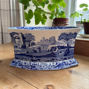Spode, England vintage 2002 large double planter, flowerpot, over pot or cachepot in Blue Italian pattern Width 26cm 10.5in