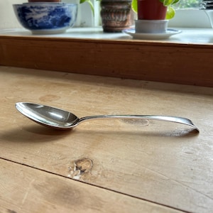 Sterling Silver table spoon, Hester Bateman (1709-1794), London, England antique 1784 Georgian in Old English pattern Length 22cm 8.7in