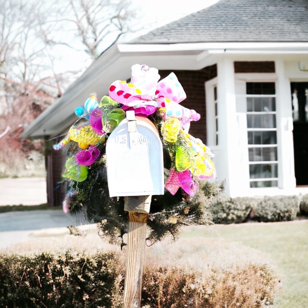 Pinkmas Mailbox Topper, Snowman Christmas Mailbox Swag, Over the Door ...