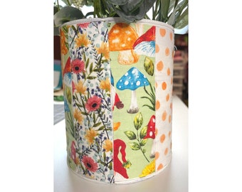Mushrooms Flower Pot, Gnome Planter Pot, Polka Dot Decoupage Tin Can, Upcycled Tin Can, Recycled Can, Home Decor