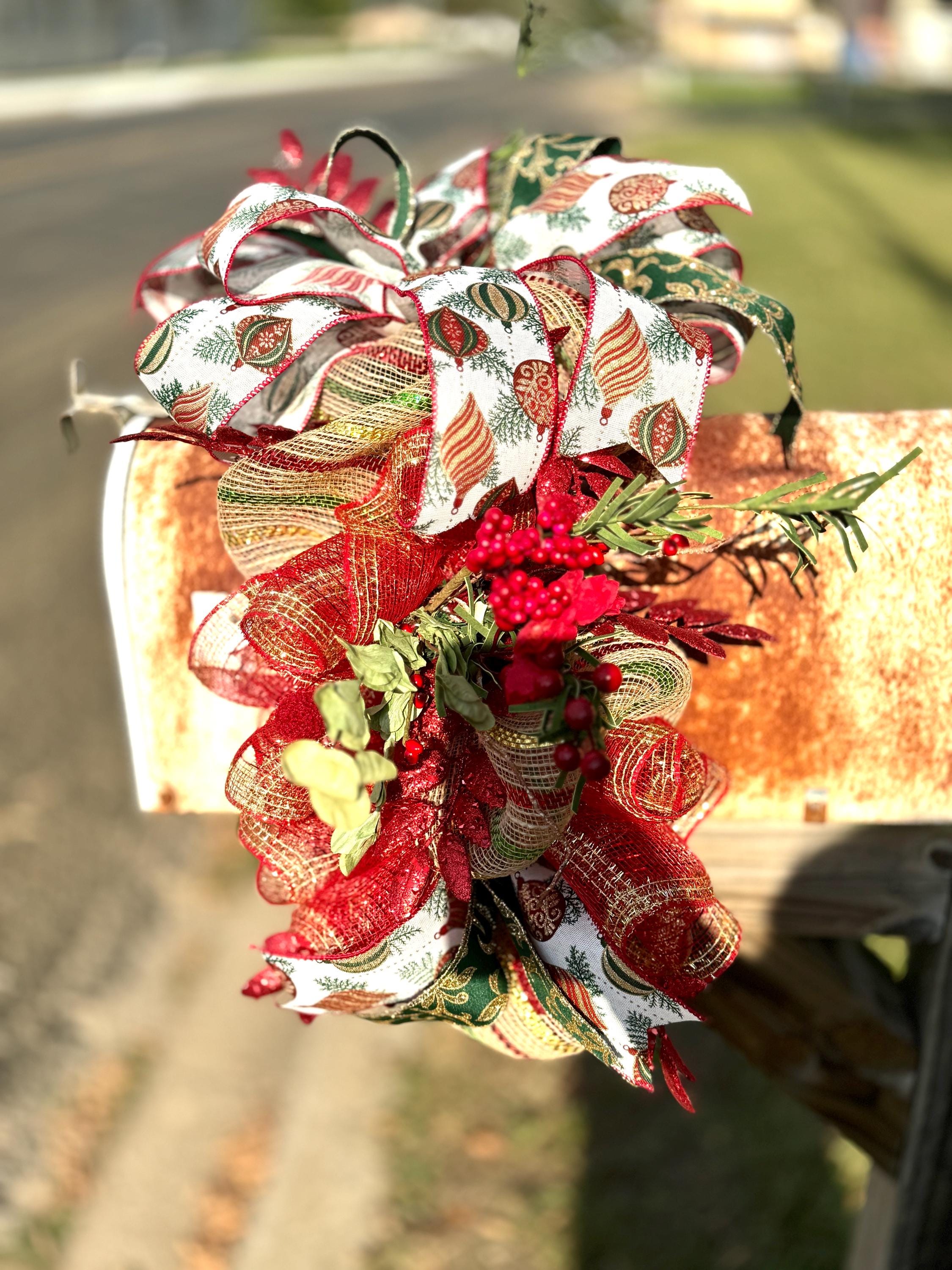 Christmas Mailbox Swag: Traditional Holiday Topper - Etsy, image size:2250x3000