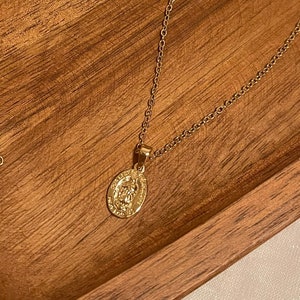 Our Lady of Guadalupe Necklace, 14k gold plated Virgin Mary Charm Pendant Necklace|  Virgin Mary Oval Necklace Australia. Religious Necklace