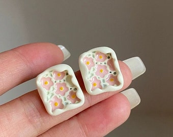 Pendientes cuadrados florales / Pendientes de plata de ley, hechos a mano