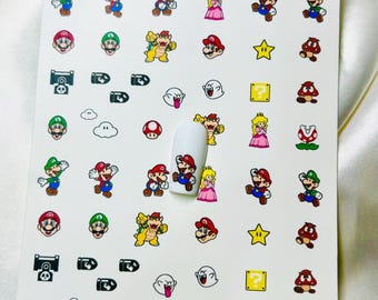 Gamer Girl - Hand gefertigte Nail Art Wasserschiebe Abziehbild