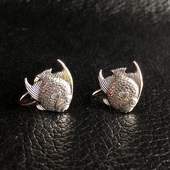 Vintage Sterling Silver Angelfish Screw Back Earr… - image 3