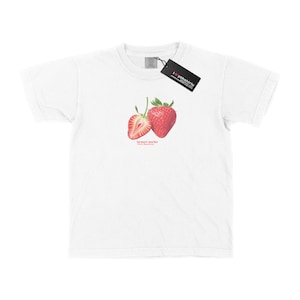 Farmers market strawberries baby tee (5 colors)