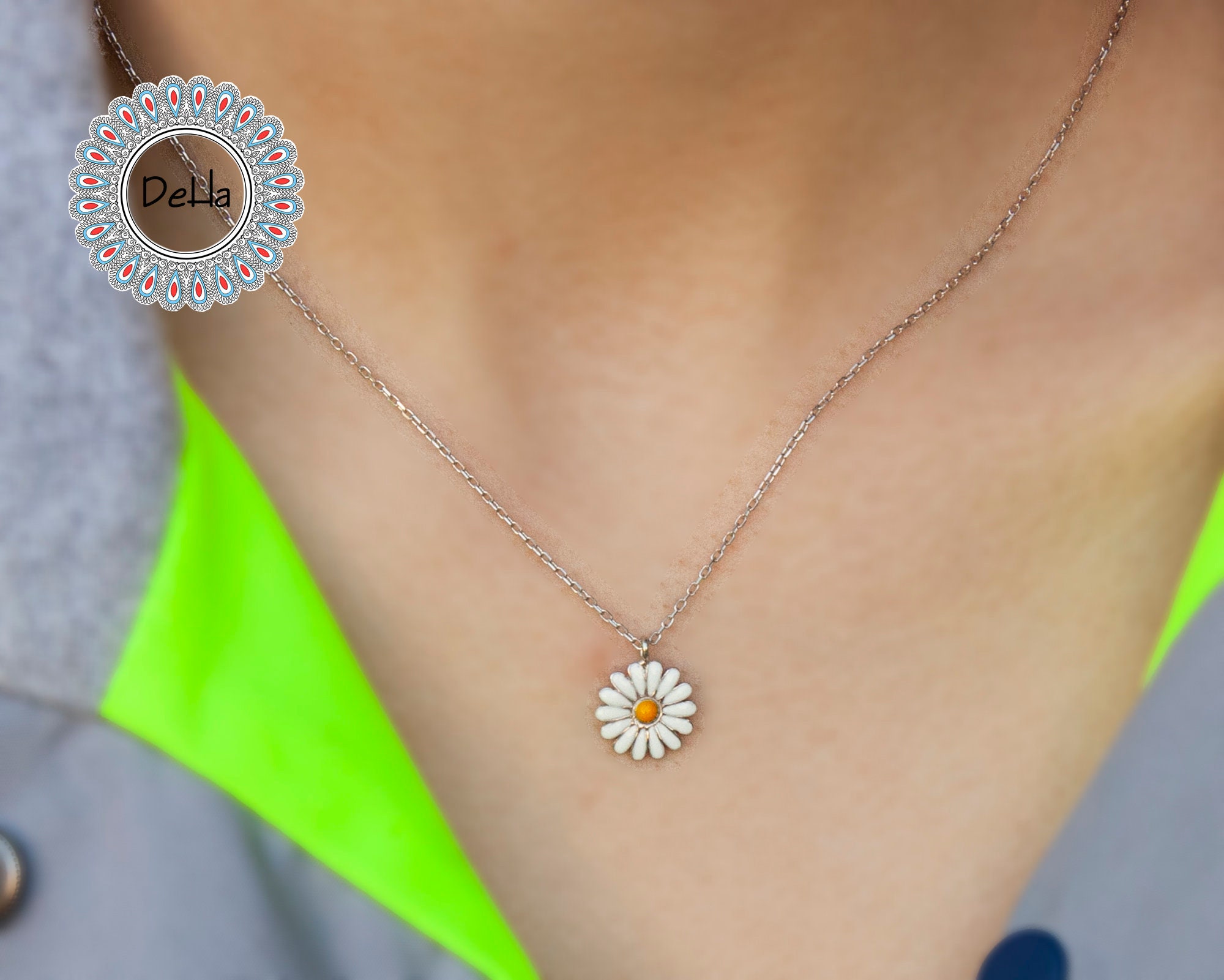White Daisy Pendant, Daisy Charm, Daisy Pendant, Daisy Necklace, Silver Daisy, Daisy Jewelry