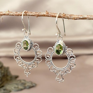 Natural Peridot Earrings, Gift For Mom, Minimalist Gift, Teardrop Peridot Earrings-925 Sterling Silver , Gift for her, Halloween Gift