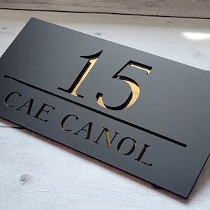 MODERN PERSONALISED HOUSE Sign | 290mm x 140mm