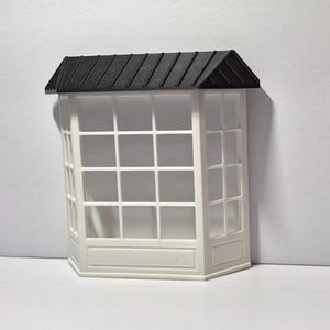 Ventana saliente (archivo STL) a escala 1:12 para casa de muñecas, ideal para impresión 3D y dioramas en miniatura.
