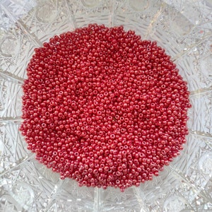 10/0 Premium Czech Glass Seed Beads, 2mm Red Opaque Luster Preciosa Czech Rocailles, Perline Forniture-25g/0,06lb/0,9oz, 50g/0,11lb/1,8oz