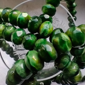 30pcs Czech opaque marbled Green picasso faceted rondelle beads, 9 x 6mm Czech glass rondelles, jewelry making beads