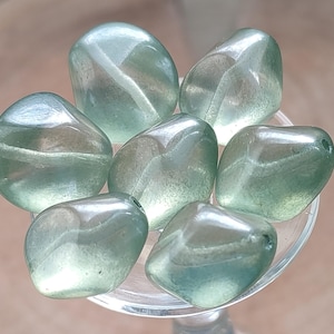 Cuentas de vidrio checo con forma de patata, 15 mm, verde menta brillante, Glasperlen, para la fabricación de joyas.
