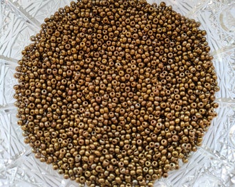 Cuentas de vidrio checo de bronce marrón 10/0 (2 mm)