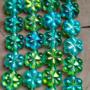 6 Czech glass flower beads, 15mm Green luster Beads, pressed czech glass beads, Transparent beads, Jewelry making beads