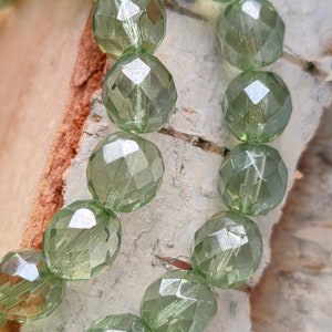 Cuentas de vidrio checo premium pulidas al fuego, 10/25, facetadas, verde claro, de 10 mm, con brillo transparente, para hacer joyas, bricolaje.