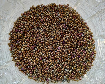 Cuentas de vidrio checo de color marrón iris 10/0 (25 g/50 g)