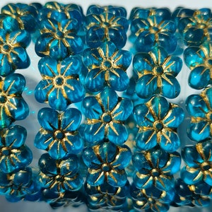 20 Premium Czech Glass Flower Beads, 14x12mm Flower Aqua Blue Gold kralen, Transparante kralen, Sieraden maken kralen, Boho Flower Beads