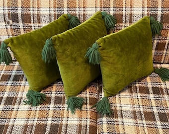 Vintage Green Velvet Tassel Pillows - 1970s Retro Throw Pillow Set