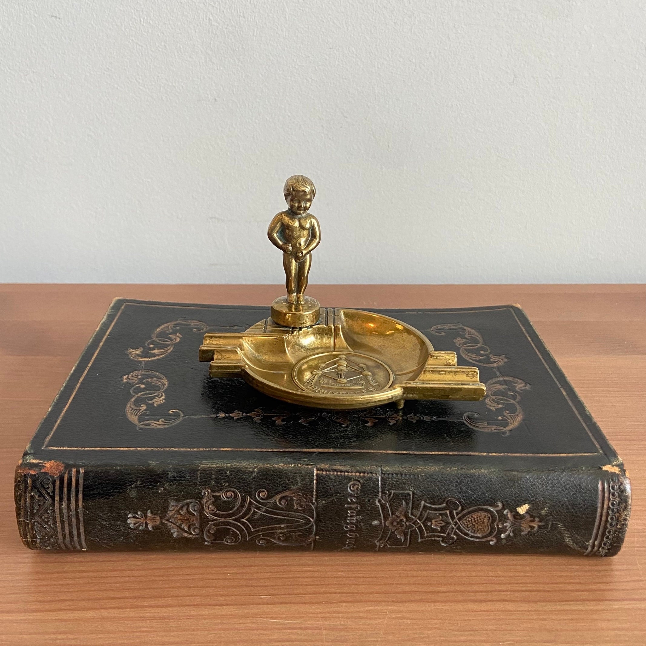 Vintage 1958 Brussels Worlds Fair Atominum Souvenir Metal