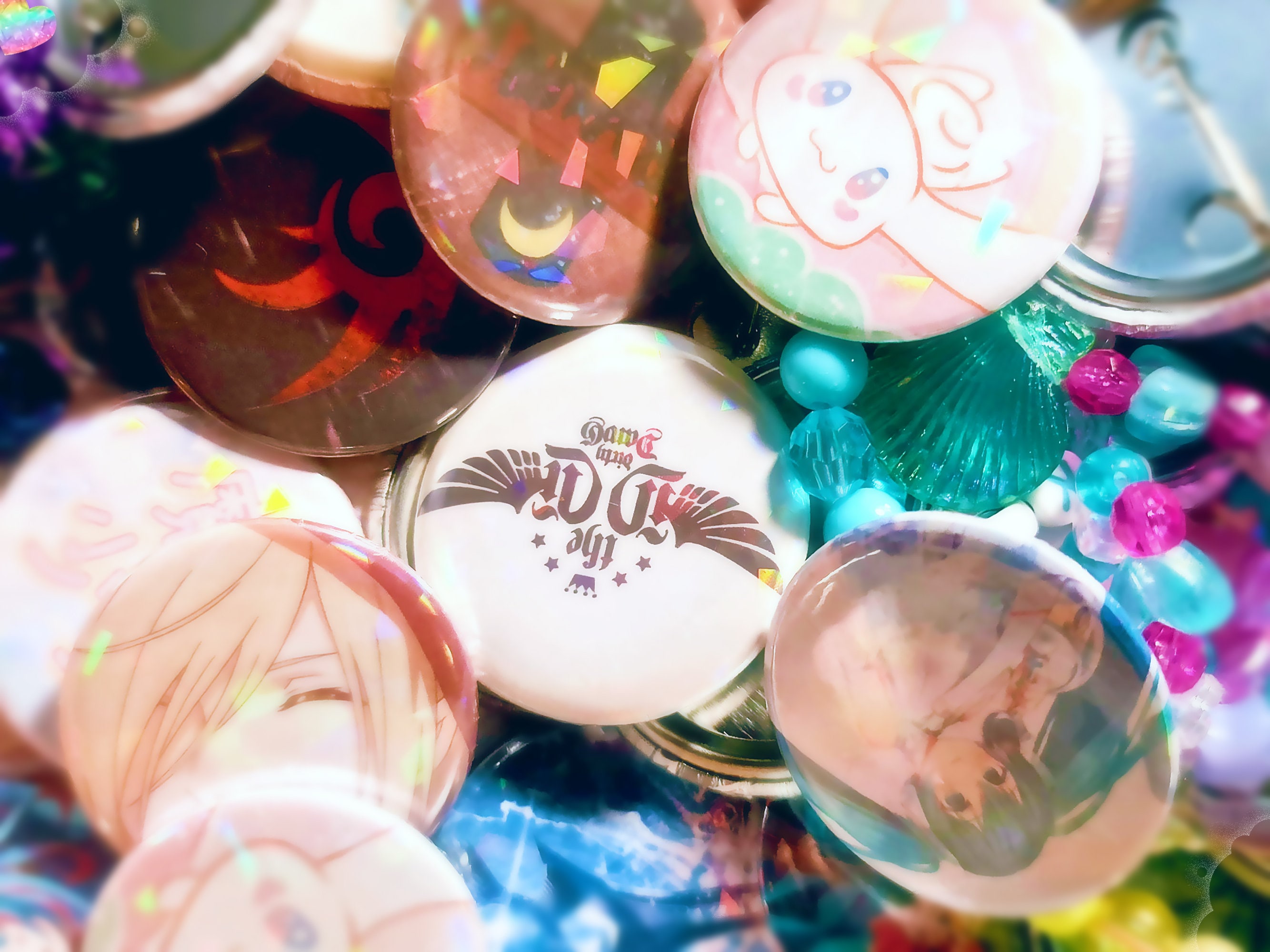 Broode anime, personagens do jogo quno ay, badge icmi, pin sub, nak, nak,  nak