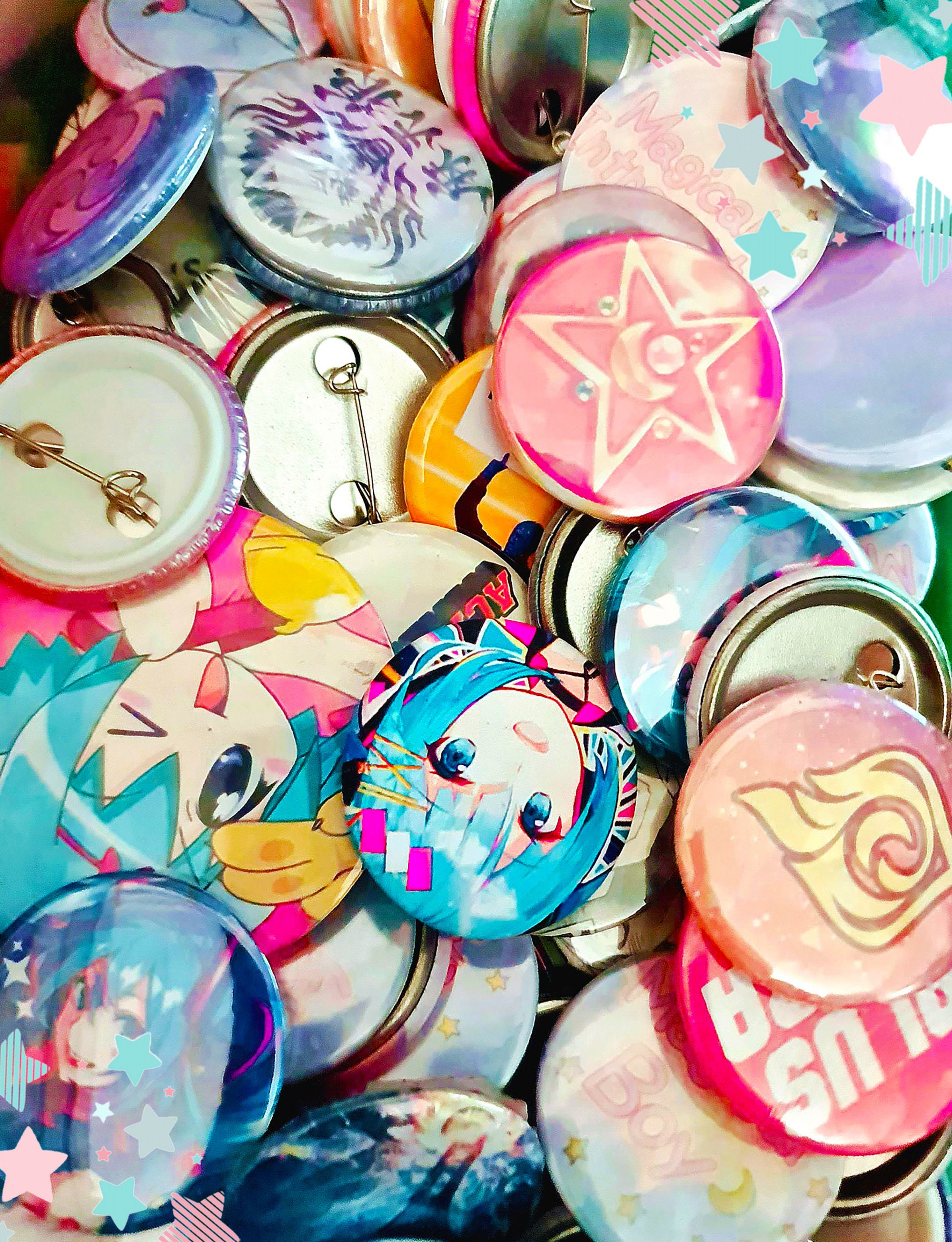 Gundam Anime button pins. Lot of 25. 1 inch buttons. Mix. A+Seller.