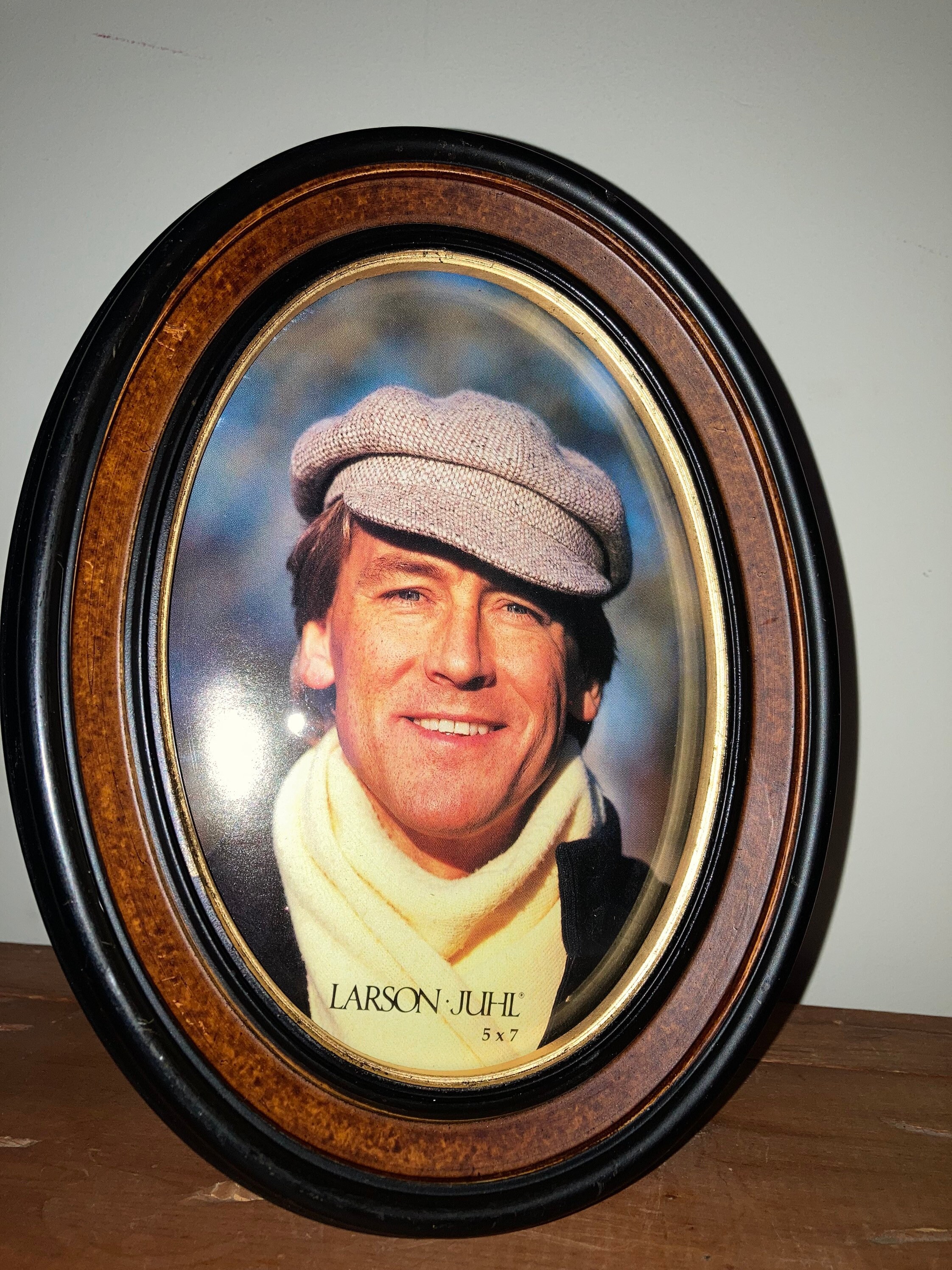 Vintage Larson Juhl Convex Glass Frame Bubble Glass Oval Frame 5 X 7