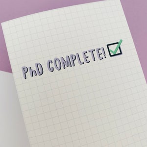 ¡Doctorado completo! Tarjeta - A6 300GSM Tarjeta de felicitación laminada - Graduación, Científico, Regalo para estudiante, Regalo para estudiante de doctorado, Tesis, Viva