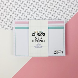 Q&A フラッシュカード - A6、50、両面、250GSM - 明るい、カラフル、復習カード、理論、論文、概念、試験、自己テスト、自習