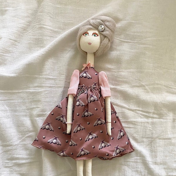 Bambola di stoffa fatta a mano OOAK doll handmade doll