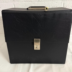 Vintage Black  1970’s 12” Vinyl Record Case. Low cut front with single lock and key.