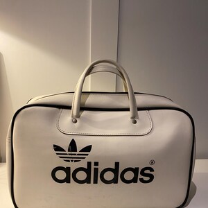 Adidas vintage bag - Etsy 日本