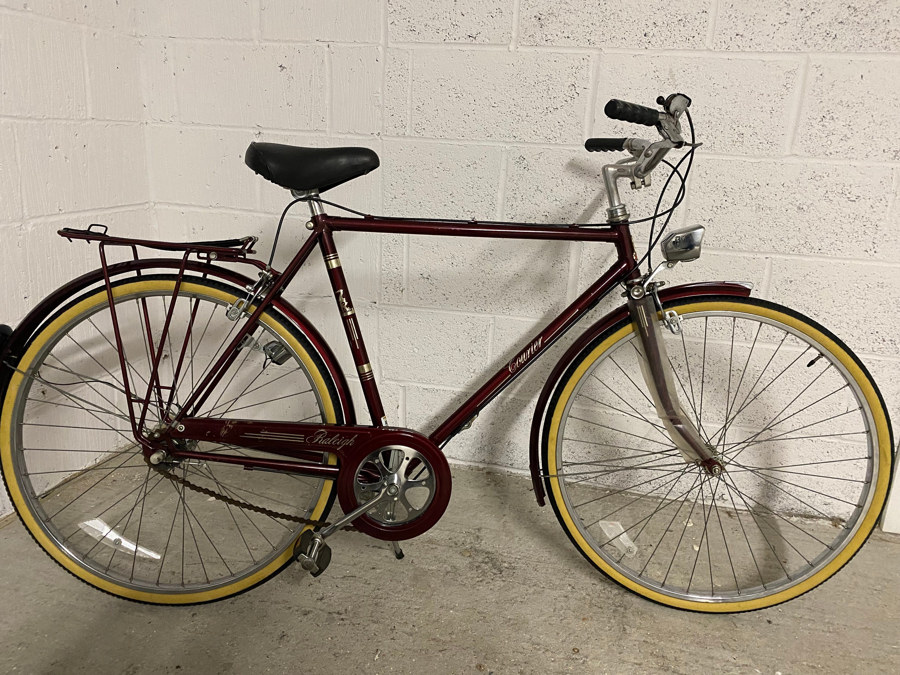 1989 Raleigh Courier Bike Unused time warp condition