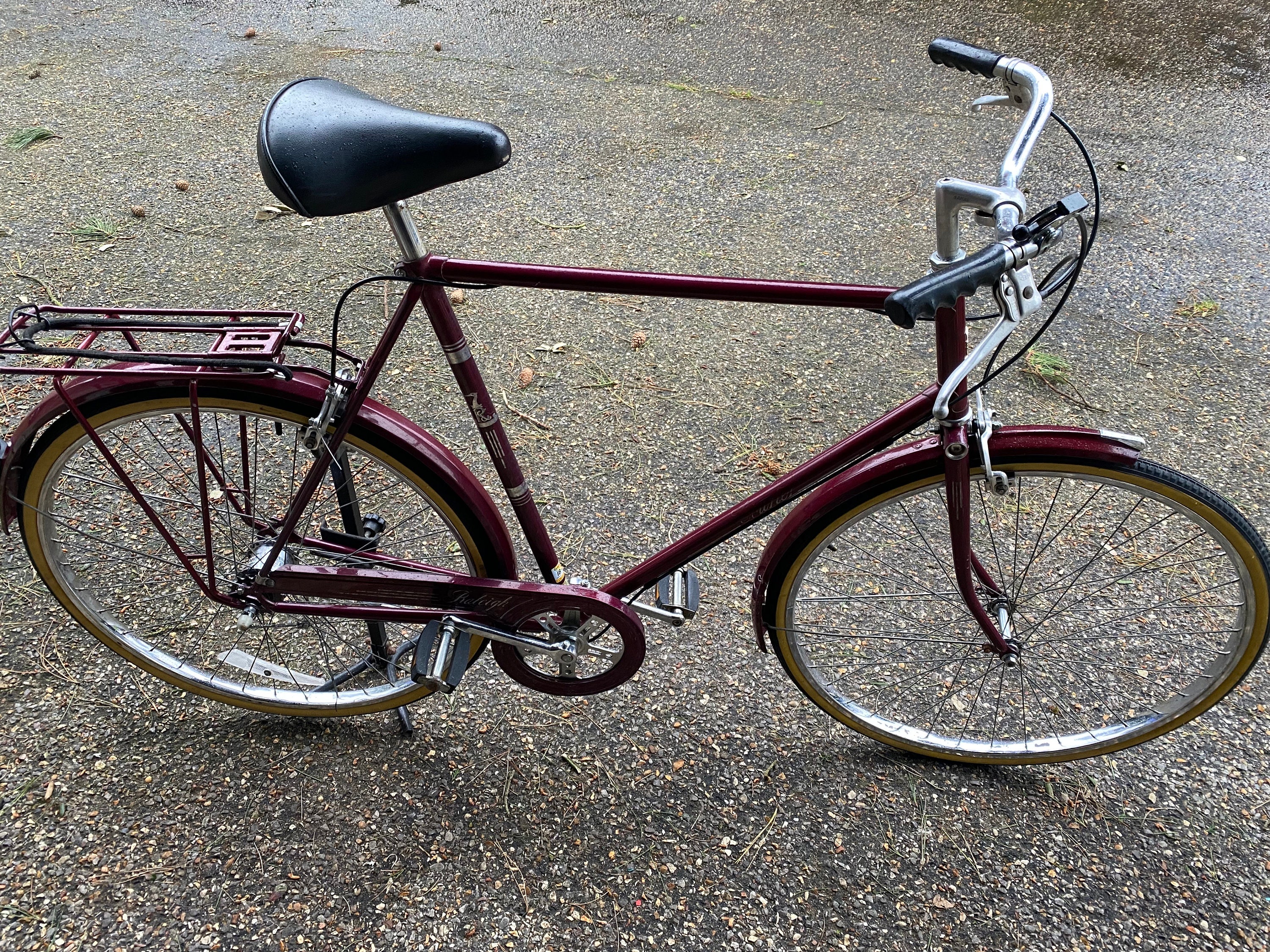 Vintage recognized Raleigh Courier genuine Gents