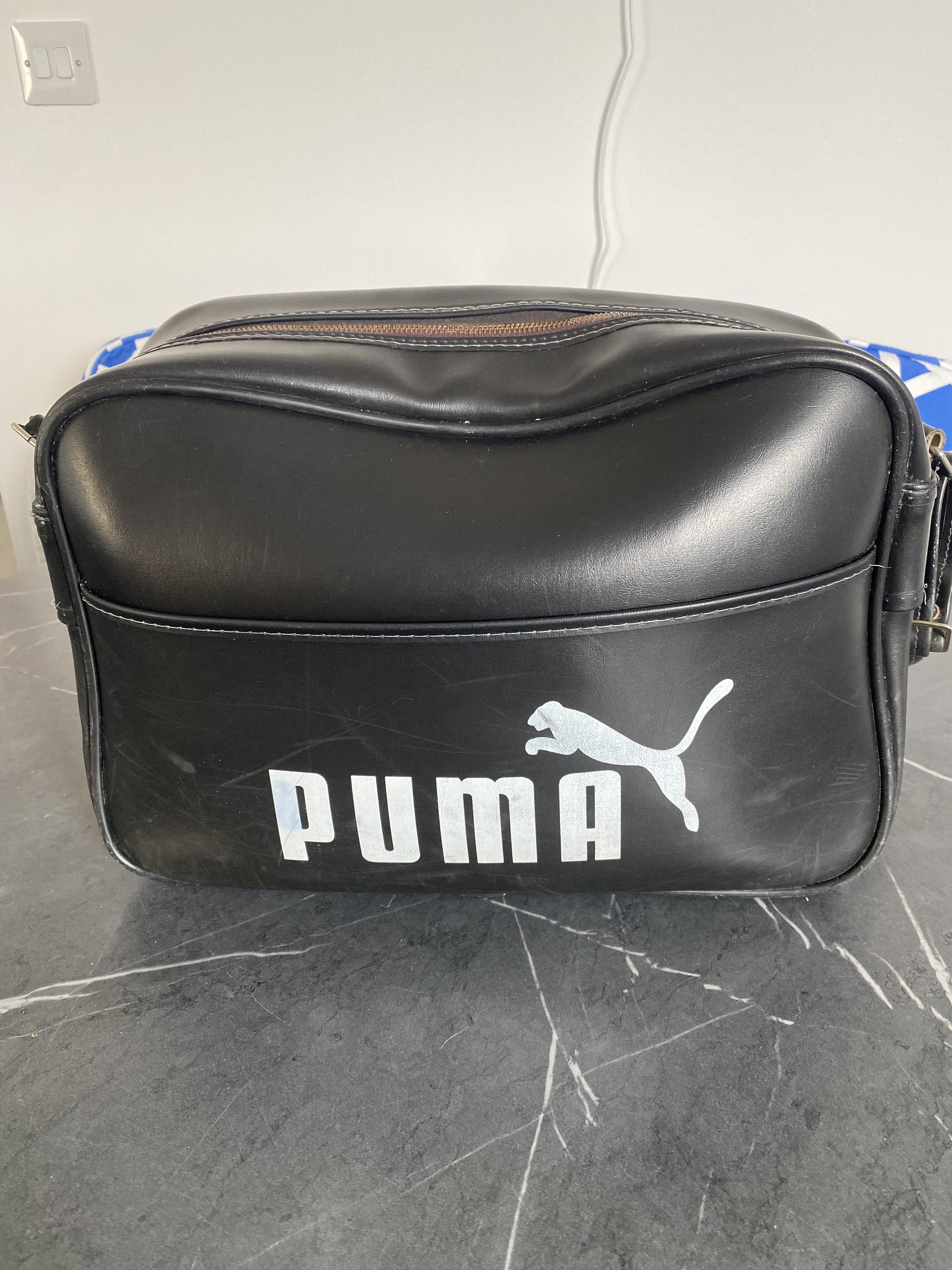 Vintage 1970's Puma Messenger / Flight / Sports Bag . Finished in