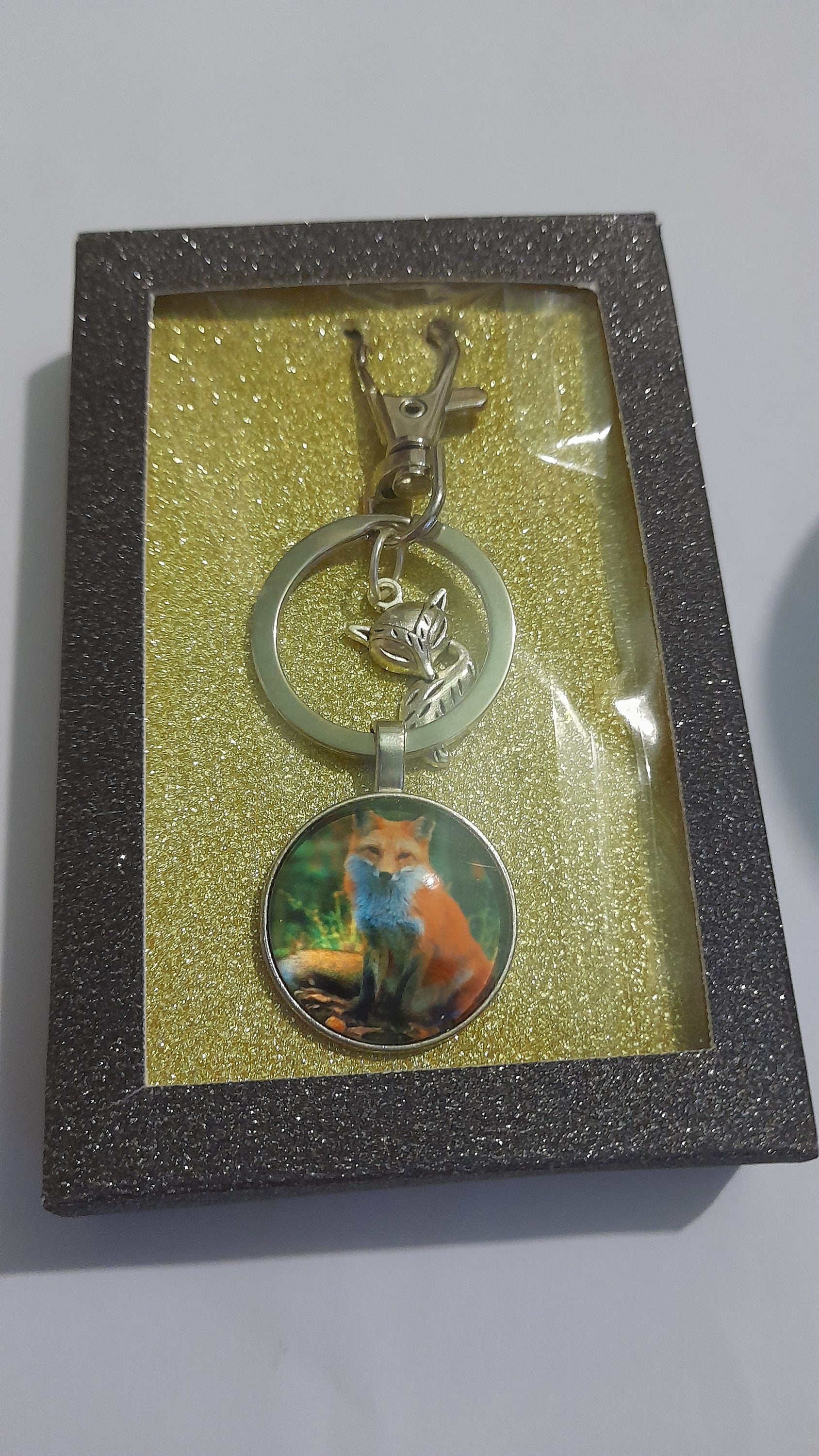Motivational Fox Keychain For Women – "Stay Clever Stay Bold" Charm, Stainless Steel, Gift-Ready Velvet Pouch