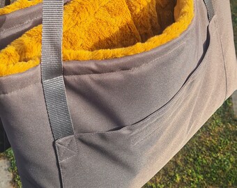 Versatile personalized dog blanket for on the go: your companion for the office, beach café and beer garden