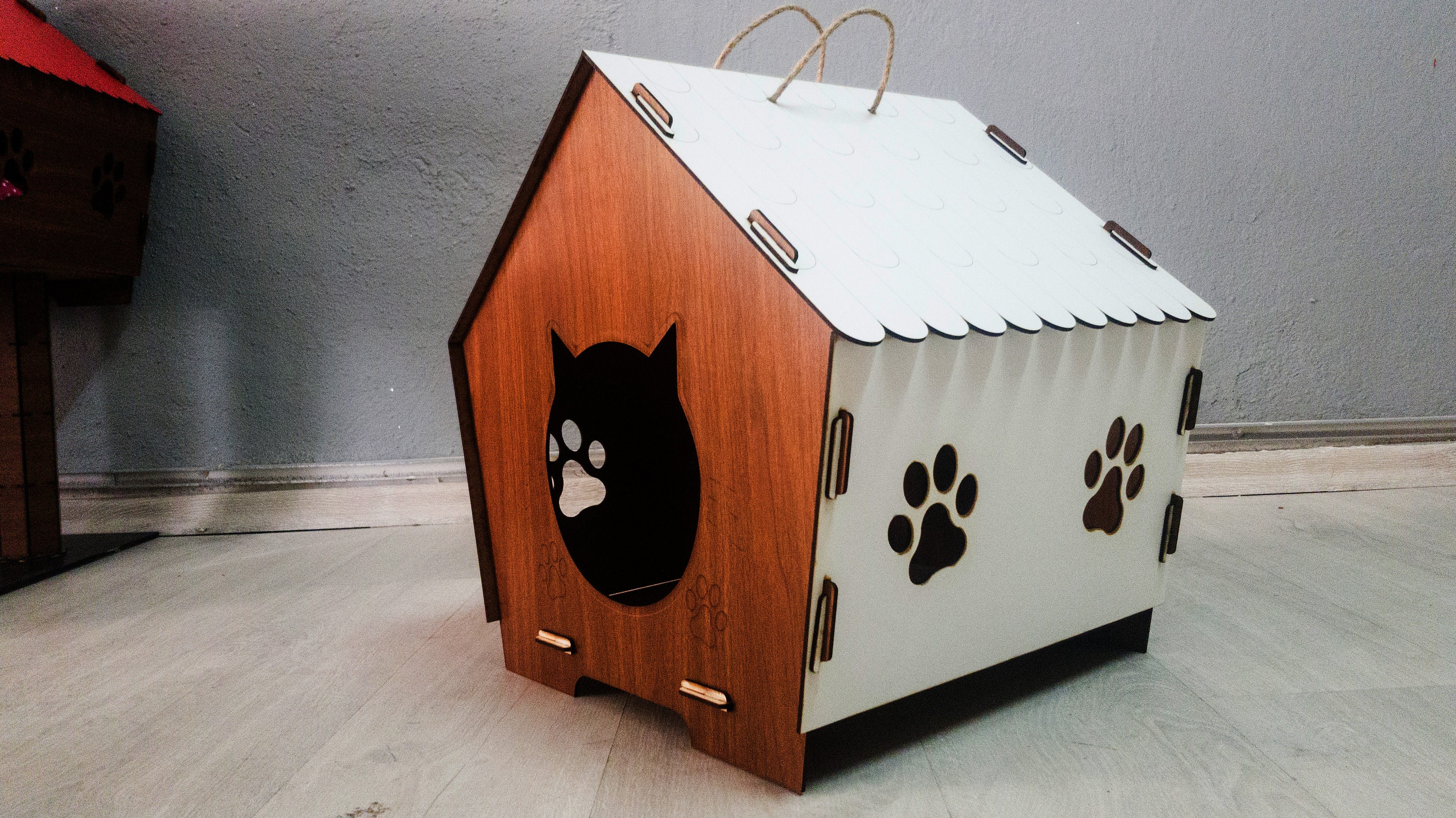 Decorative Wooden Cat Houses Indoor&Outdoor  Cute Pet Kitty House Cat Box Portable Cat Furniture Bed Modern Pets Furniture Indoor Cat House