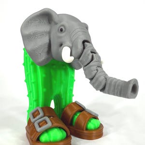 Lirili Larila Brainrot Figurine - Articulated Brainrot Viral Meme Toy