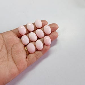 Natürlicher rosa Opal-ovale Form Cabochon flache Rückseite kalibrierte AAA + Qualitätsgroßhandelsedelsteine, kundenspezifische Größen vorhanden