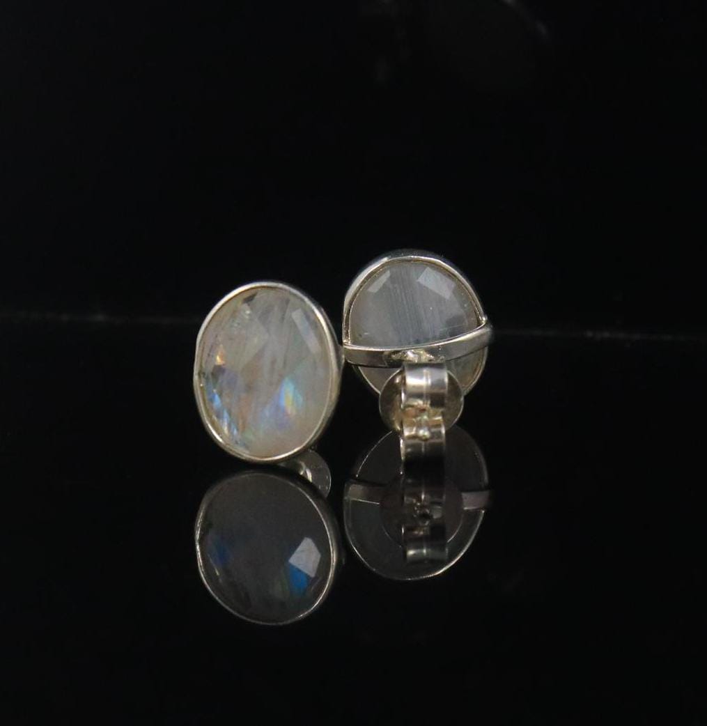 Orecchini A Bottone In Argento 925 Con Pietra Preziosa Ovale – BUWAN – Fatti A Mano