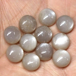 AAA+ Quality Natural GREY MOONSTONE Round Flat Back Moonstone Cabochon, Round Gemstones, fire moonstone,all sizes available