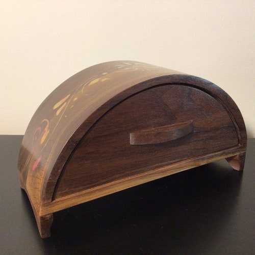 Multi-color Walnut Trinket Bandsaw Box main image 0